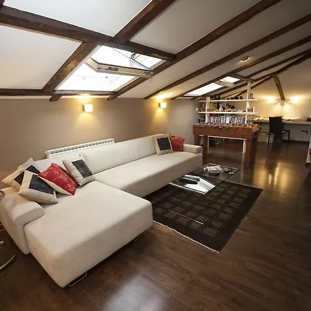 Attic Centre *